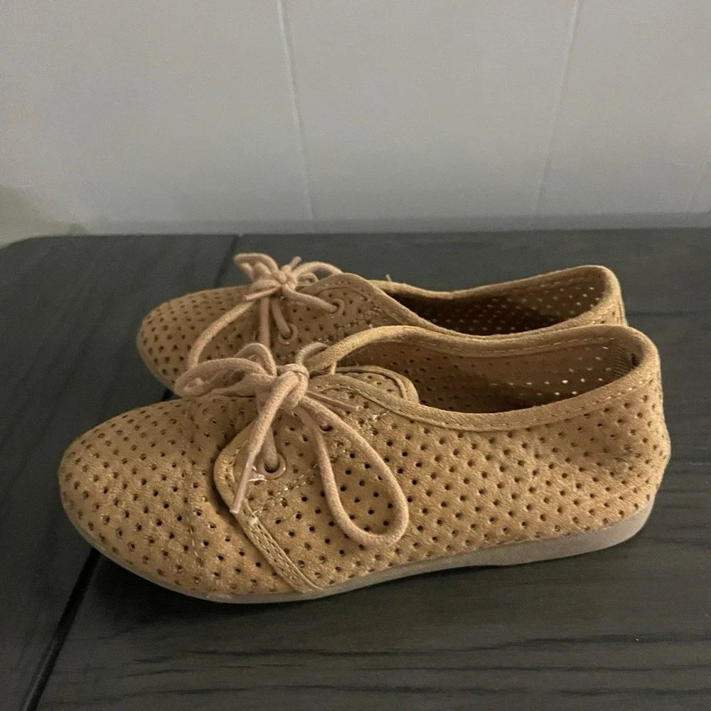 Old Navy Girls Kids 9c‎ Youth Oxford Brown Lace Up Shoes Flats School Preppy